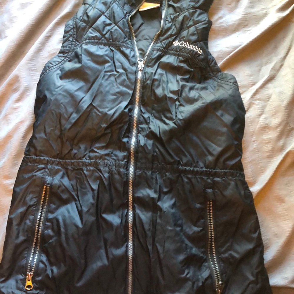 Columbia black vest. Size xs.